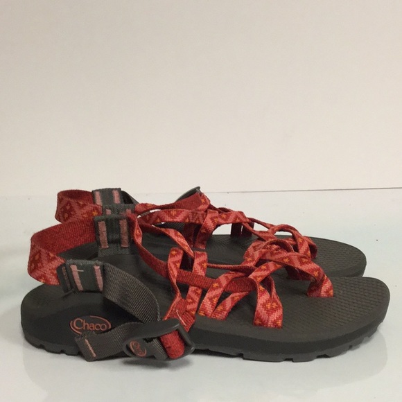 Women’s chaco sandal size 6 regular fit - Picture 2 of 4